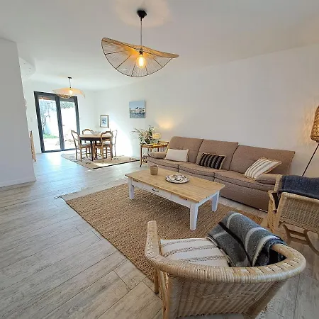 Marion I 8 Couchages I Plage, Foret & Marais A Pied Ferienhaus *